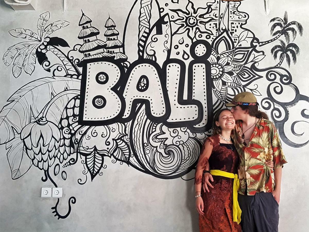 Bali Bobo Hostel Джимбаран Экстерьер фото